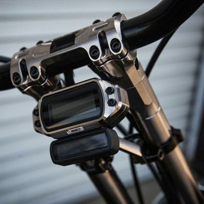 ハーレー M8 ソフテイル SECTOR ゲージリロケーションキット ニッケル Roland Sands Design
