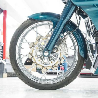 ハーレー ツーリング、トライク Tire Hugger フロントフェンダーキット(21インチホイール用) クロックワークス