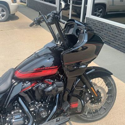 ハーレー ロードグライド 1.5インチ フラットトップ ハンドルバー/ケーブルキット 14インチ ブラック Fat Baggers