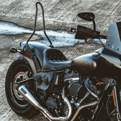 ハーレー M8ソフテイル ファットボブ キックバックシーシーバー ブラック TC Bros