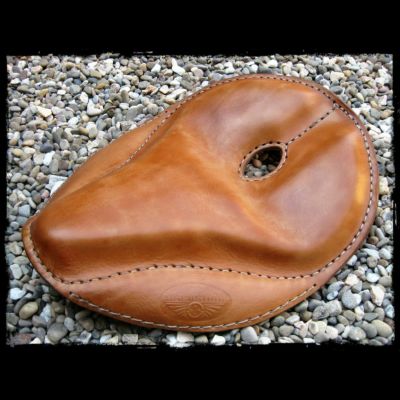 レトロスタイル 汎用ソロシート ブラウンレザー dhカスタム