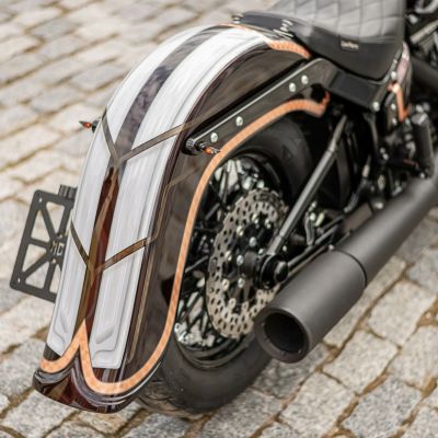 M8ソフテイルスリム 4インチ ストレッチリアフェンダー Killer Custom