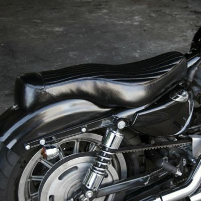スポーツスター ベイツタイプシート MOTOR ROCK