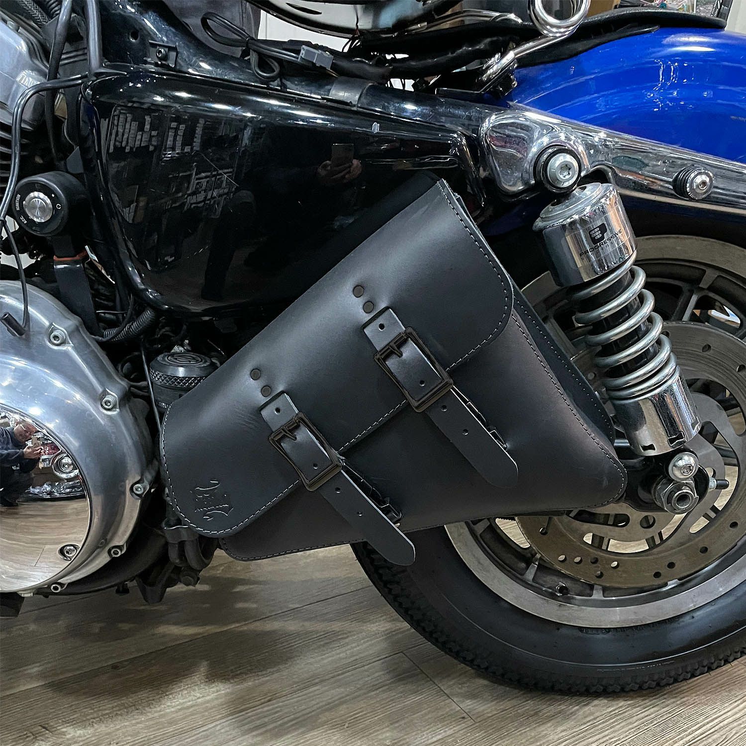 エンズクオイオマンボSPORTSTER用サイドバッグブラック左用