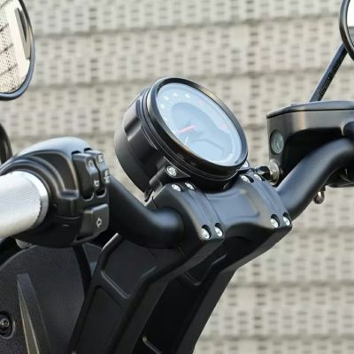M8ソフテイル ローライダーS Clubstyle 7インチ プルバックライザー 1.25インチクランプ (ブラック) Thunderbike