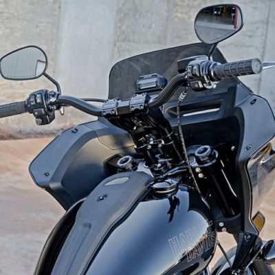 ローライダーST、ストリートボブ、スタンダード、スポーツグライド 8インチライザー/メーターマウント/モトハンドルバー キット KRAUS