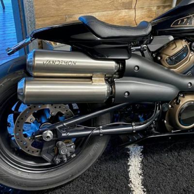 スポーツスターS ステルス 音量可変 チタンスリップオンマフラー Vandemon