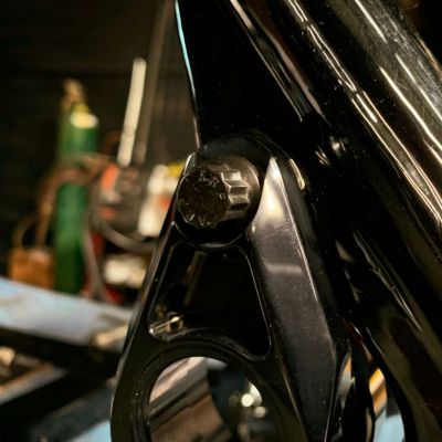 FXR スイングアームピボットブロック用 ARPハードウェア (ブラック) Speed Kings