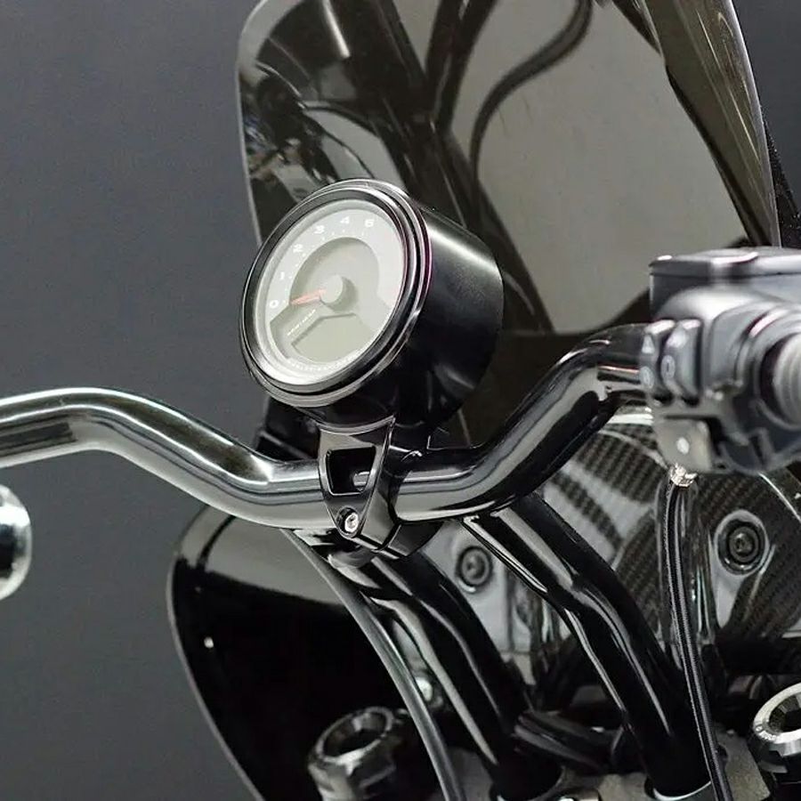 fxlrs M8ソフテイル ローライダーS用 ハンドルマウントメーターケース 