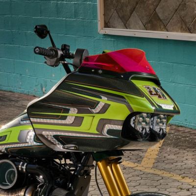 クロックワークス KOLOR FLARE ウインドシールド 6インチ レッド 2015以降ロードグライド