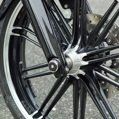 M8ソフテイル ブレイクアウト フロントアクスルカバー ノイズ
