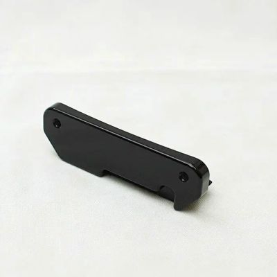 M8ソフテイル ブレイクアウト レイクトリプルキット用 ヘッドライトマウントステー ノイズ