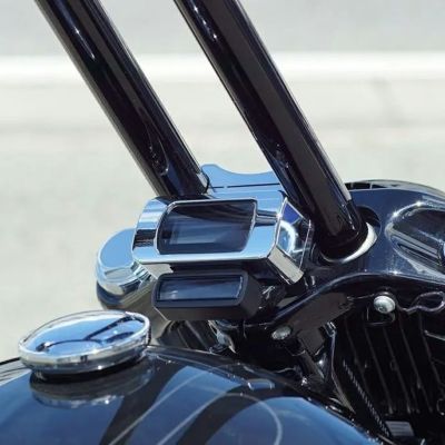 M8ソフテイル ローライダーST、ブレイクアウト、ストリートボブ ライザーマウントメーターケース (クローム) ノイズ