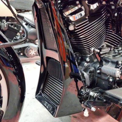 Paul Yaffe SWOOP チンスポイラー 【M8 トライク フリーホイーラー、ロードグライド3】