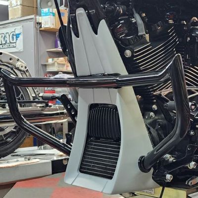 Paul Yaffe SWOOP 2ピース・チンスポイラー (Mini Monkey エンジンガード用) 【ハーレー ツーリング】