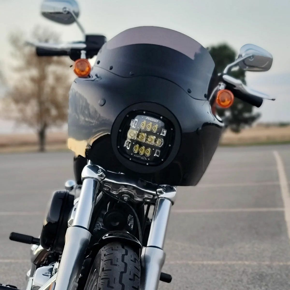 KLEENMOTO RIGID ADAPT XP LEDヘッドライト 取り付けブラケット、ハーネスキット ロードウォリアーフェアリング用 M8ソフテイル 2