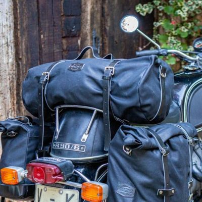 PODEROSA Shiraz クイックリリース・ダッフルバッグ 30L (ブラック)