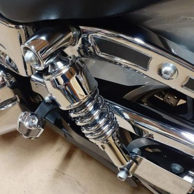 Drag Specialties リアサスペンション 11インチ (クローム) 【ダイナ】