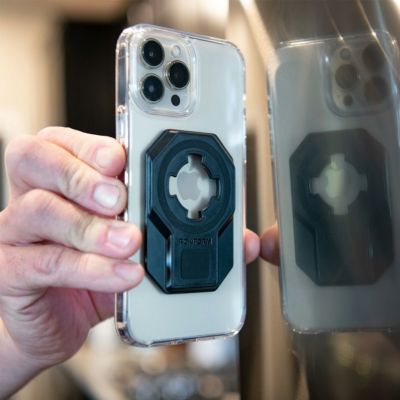 ROKFORM マグネット式 ユニバーサルアダプター