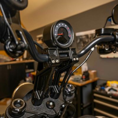 KODLIN ファストバックライザー (アナログメーター用) 6インチ 【M8 ローライダーS】