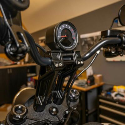 KODLIN ファストバックライザー (アナログメーター用) 8インチ 【M8 ローライダーS】